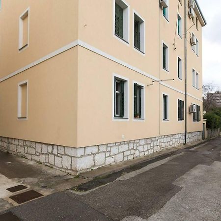 Central, Fully Equipped 2 Bedroom Flat Fiume Esterno foto